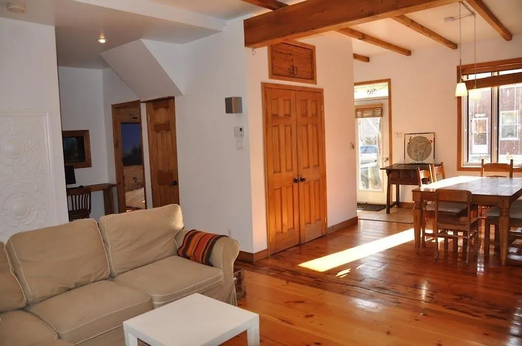 Apartment Le Tierra Del Fuego By Homeinmontreal